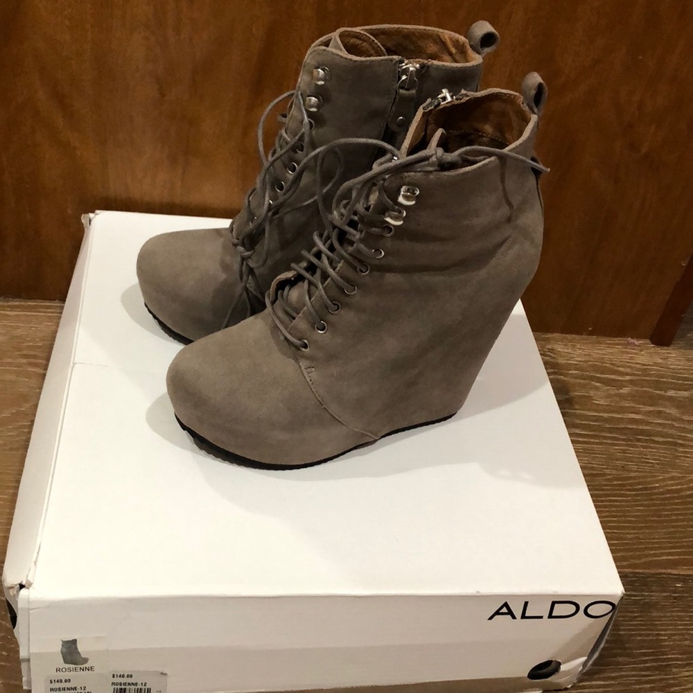 Aldo wedges
